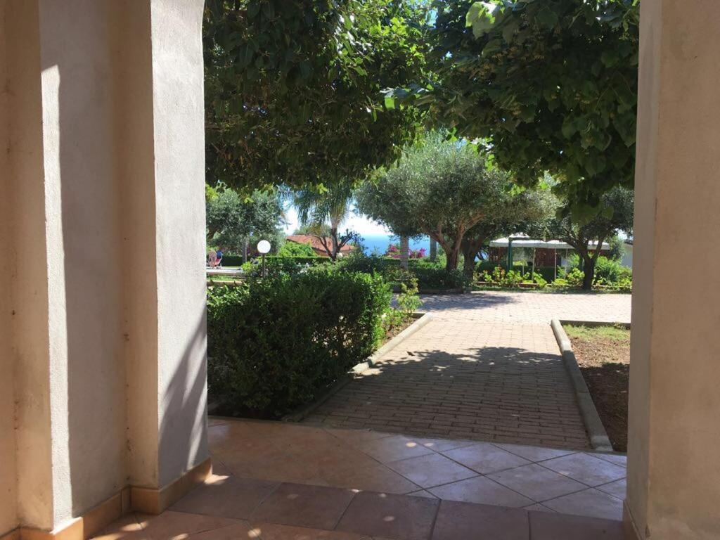 Delta Club Residence Capo Vaticano Exterior photo